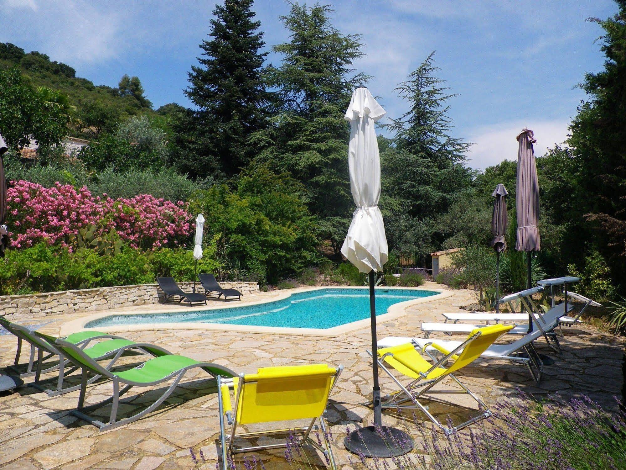 Mas Du Cadranier Hotel Villeneuve  Luaran gambar